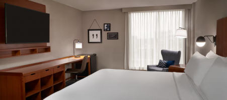 Four Points by Sheraton Hotel & Conference Centre